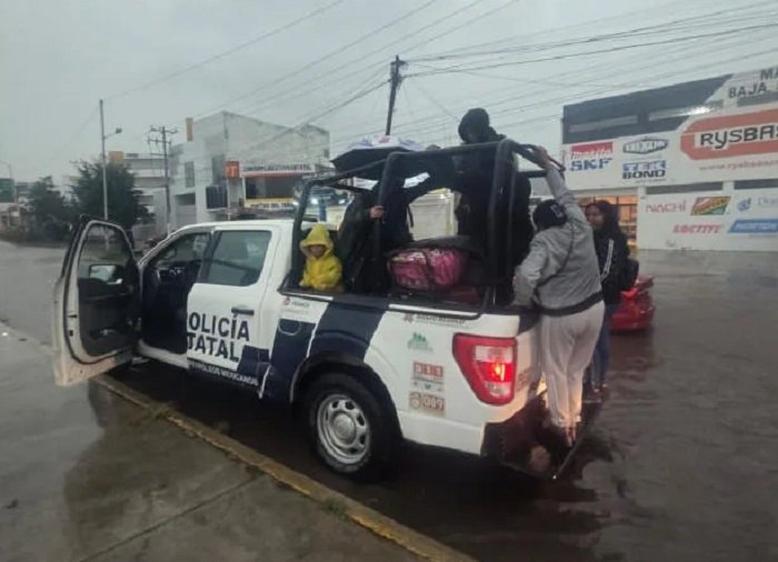 Despliegue Operativo de Auxilio de la Población y Desazolve de Drenajes  en Pachuca Tras Afectaciones Por Lluvias