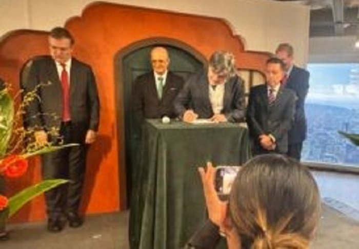 Hidalgo Firma Memorándum de Entendimiento Con Empresa Canadiense