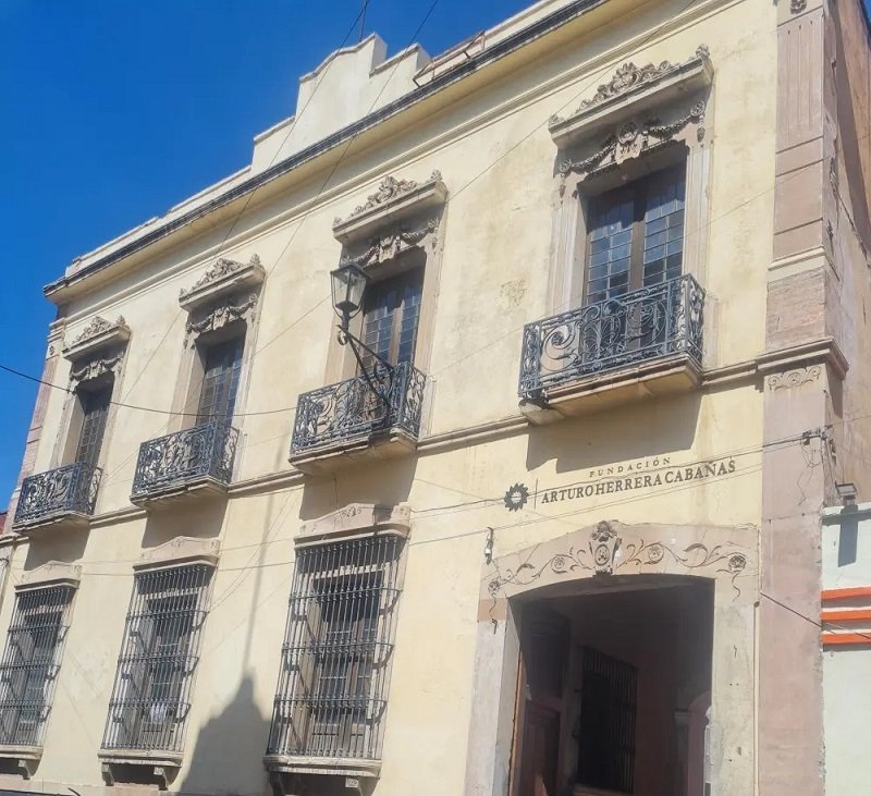 Obtiene la FAHC la Supension Provisional Sobre el Desalojo del Local que Ocupa.
