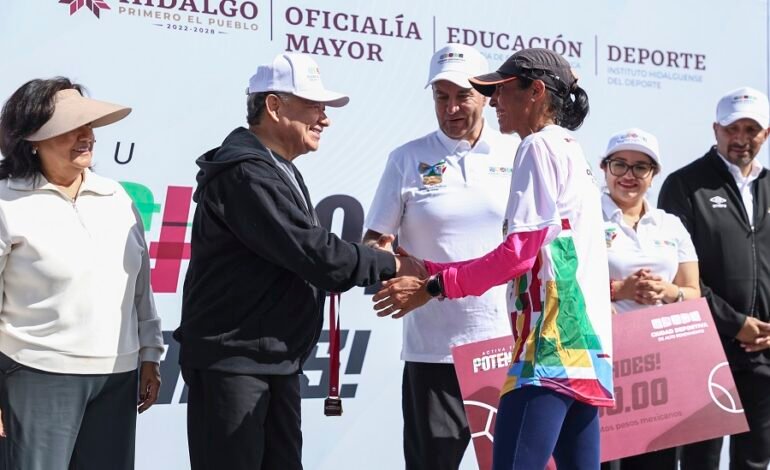 Menchaca entrega Ciudad Deportiva Ciudad Deportiva de Alto Rendimiento e inaugura la Villa Deportiva