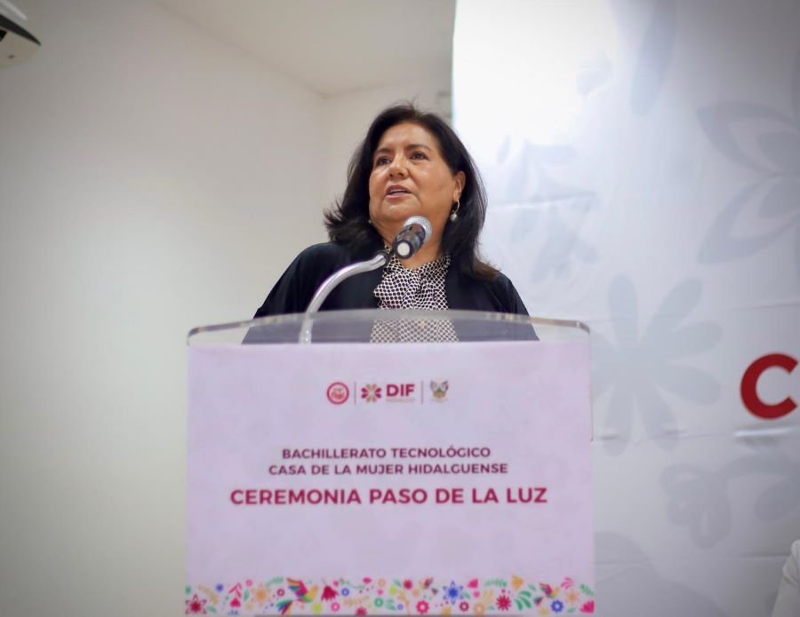 Paso de la Luz marca el inicio de una nueva etapa para estudiantes de Enfermería