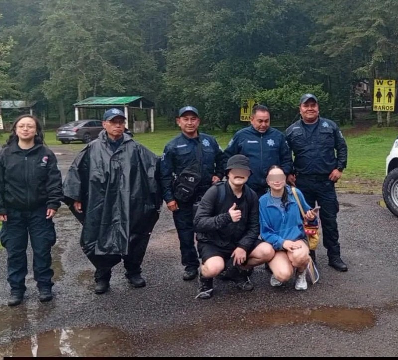 Elementos de la Policía Turística de la SSPH Rescatarfon a Dos Turistas de Guanajuato Extraviados Cuando Realizaban Senderismo