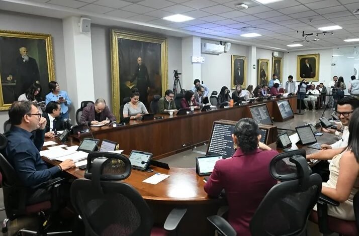 Diputados Proponen modificar el Código Electoral de Hidalgo para que personas con discapacidad y de la diversidad sexual accedan a diputaciones de representación proporcional.