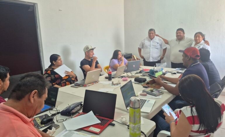 En Chihuahua Vencen El Rezago Educativo Más de 2,500 Personas del Campo