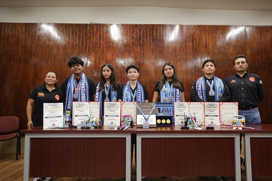Conquista Equipo de la UAEH Quinto Lugar Mundial de Robótica en China