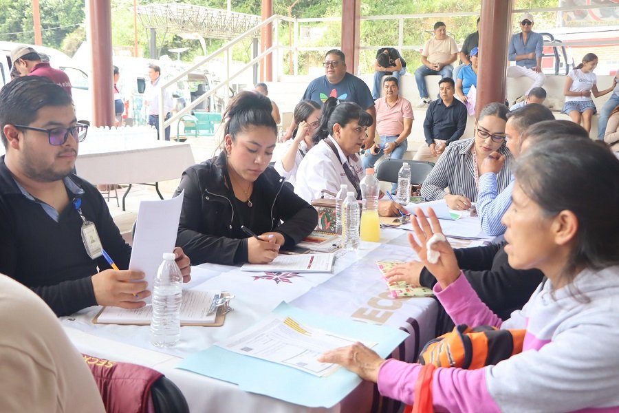 Mesas de Acercamiento de Bienestar y Paz llegan a San Bartolo Tutotepec