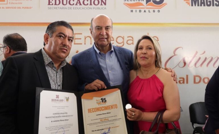 SEPH y SNTE Reconocen Trayectoria de Mil 912 Trabajadoras y Trabajadores de la Educación