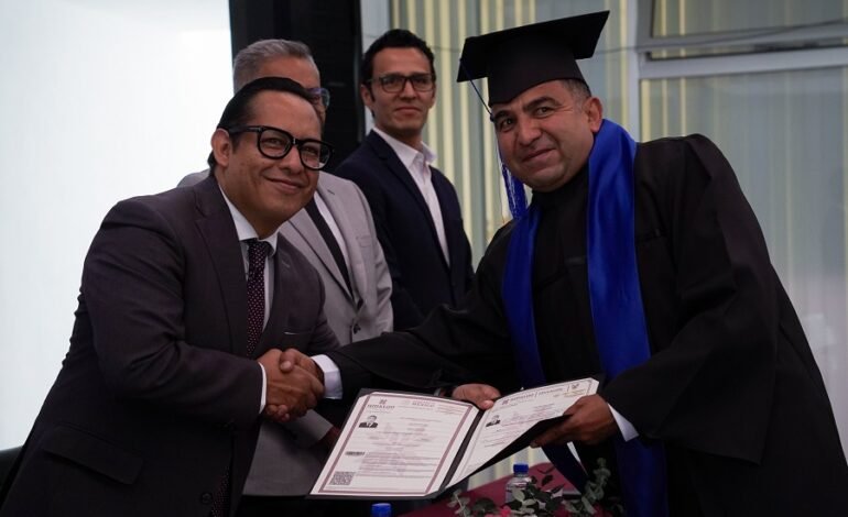 UNIDEH entrega 65 títulos y suma nuevos Campus Virtuales