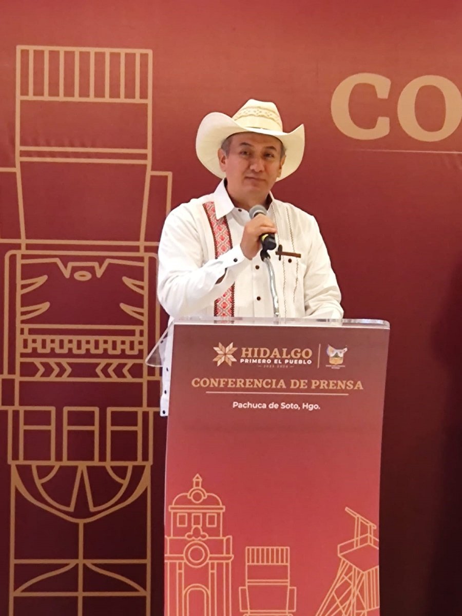 Homenaje a Mil 500 Parteras Indígenas del Estado y Entrega del Bastón de Mando a Cuatro Parteras, Representantes de las Cuatro Regiones Indígenas Del Estado,