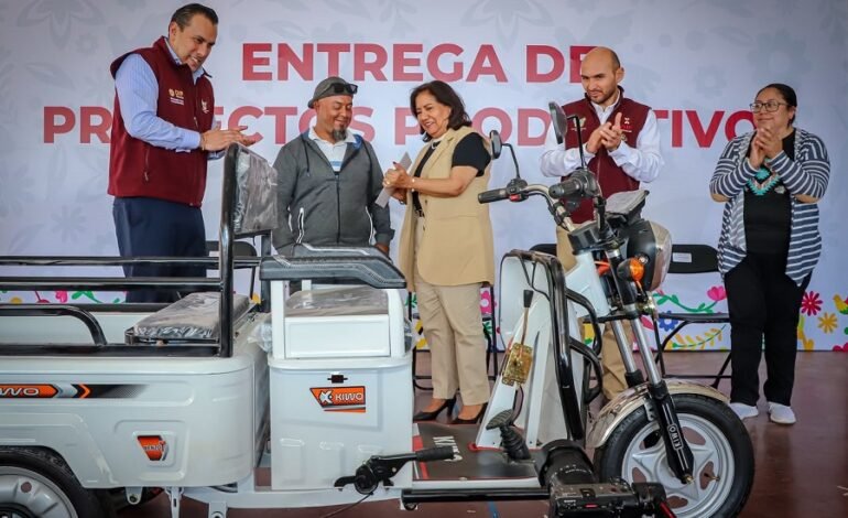 DIF Hidalgo entrega 31 proyectos productivos para fortalecer la autonomía económica de personas con discapacidad