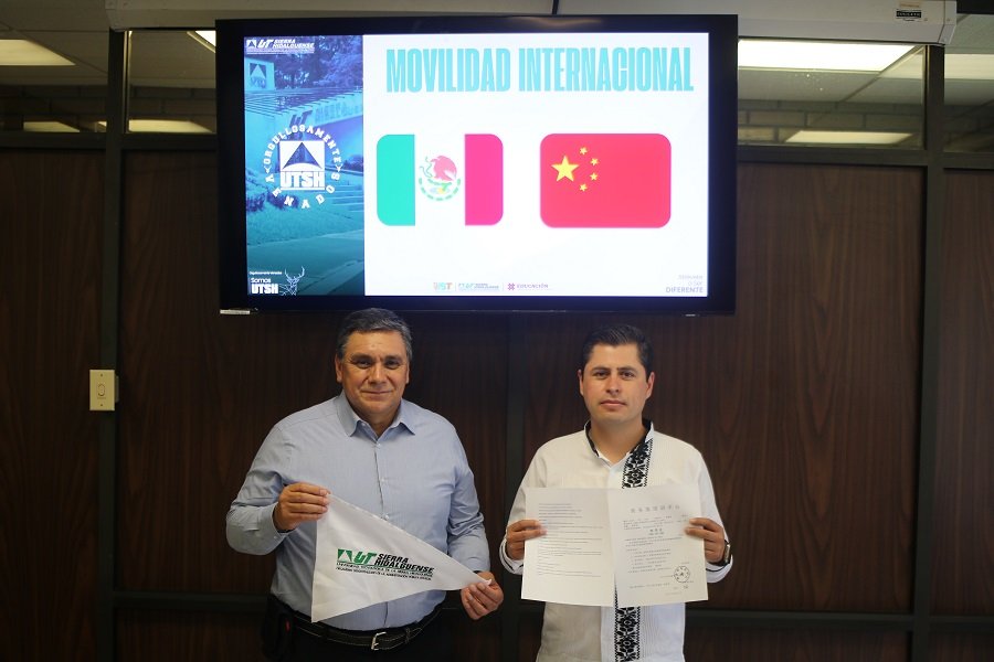Docente de la UTSH participa en seminario internacional en China