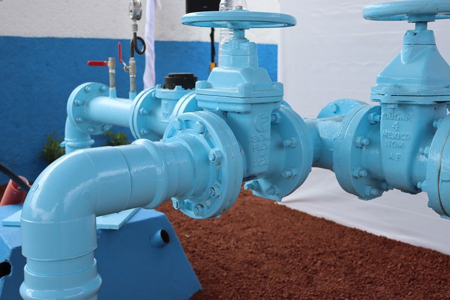 El Gobernador Julio Menchaca ha Construido y Rehabilitado 544 Kilómetros de Tubería y Pozos de Agua Potable