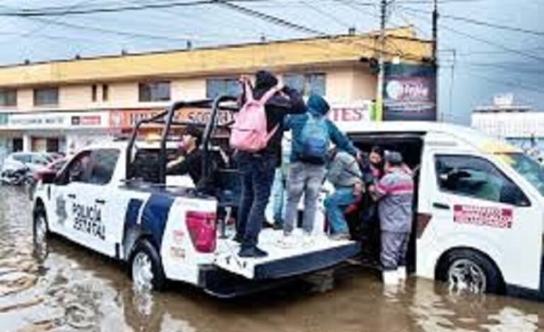 Policía Estatal Mantiene Vigilancia y Auxilio Ante Lluvias en Hidalgo