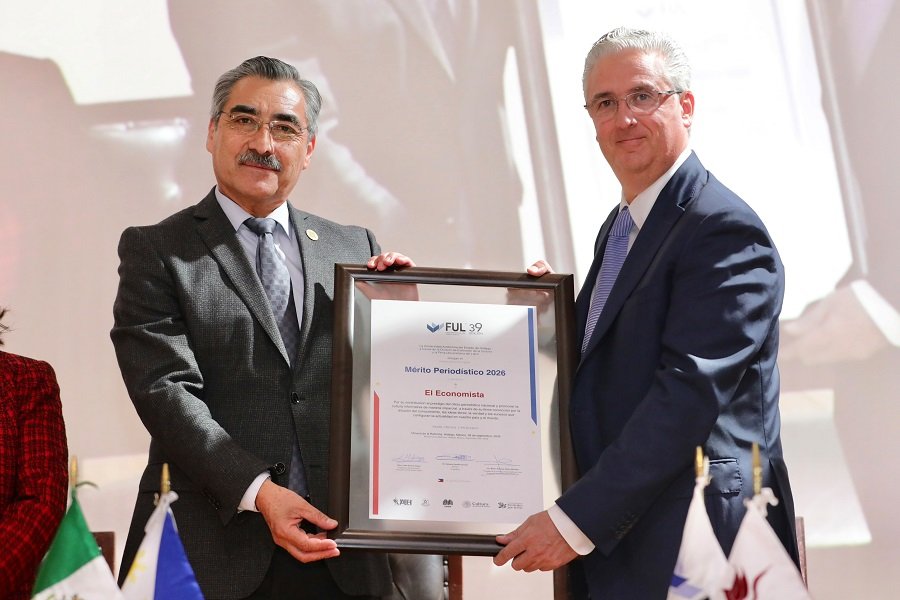 Premia la UAEH el rigor analítico de El Economista durante la FUL