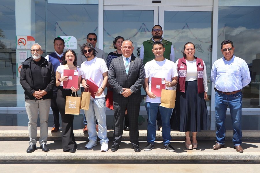 UPT fortalece la movilidad internacional con estudiantes de Colombia