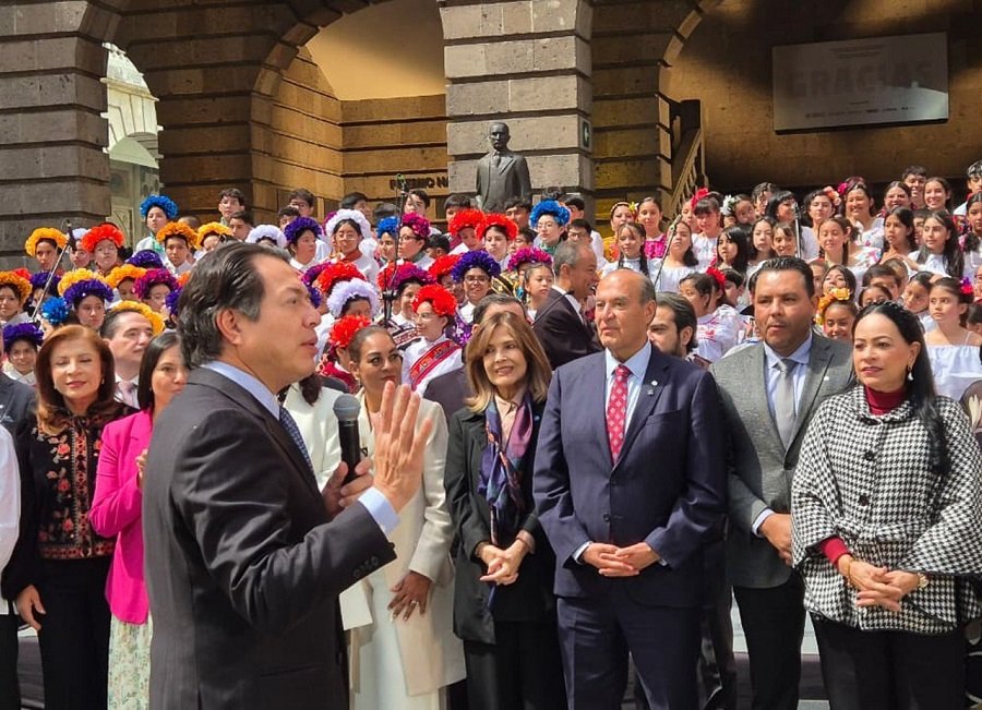 Natividad Castrejón asiste al lanzamiento del Primer Concurso Nacional de Coros Escolares