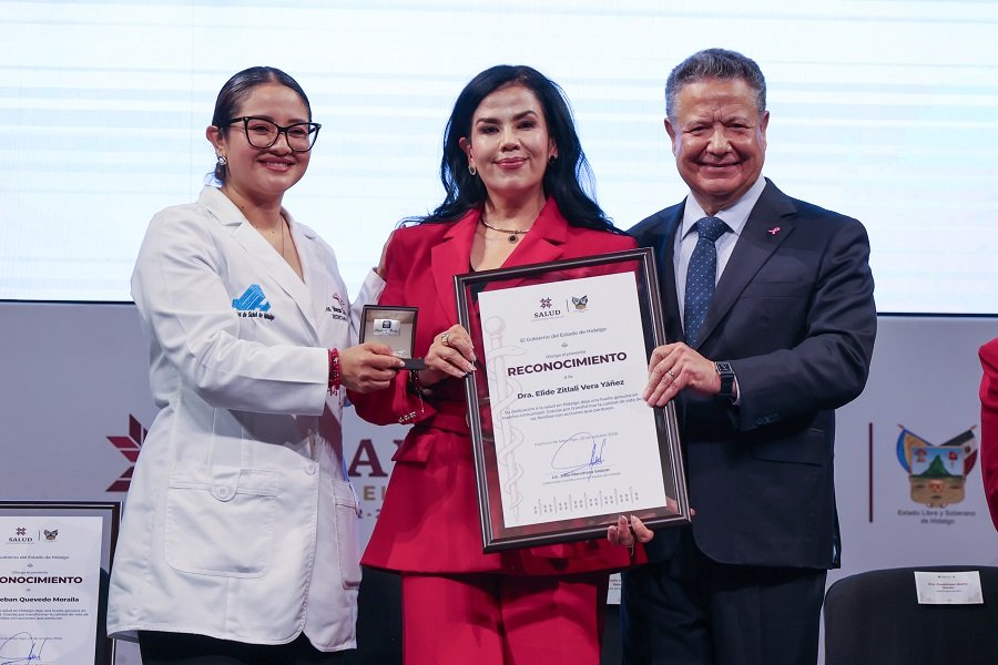 Reconoce Julio Menchaca la Trayectoria y Vocación del Personal Médico de Hidalgo