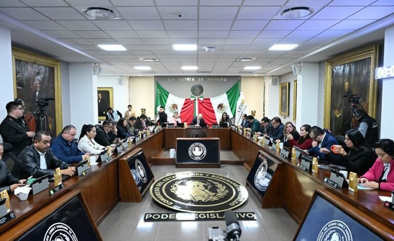 Acuerda Congreso Comparecencia del Oficial Mayor