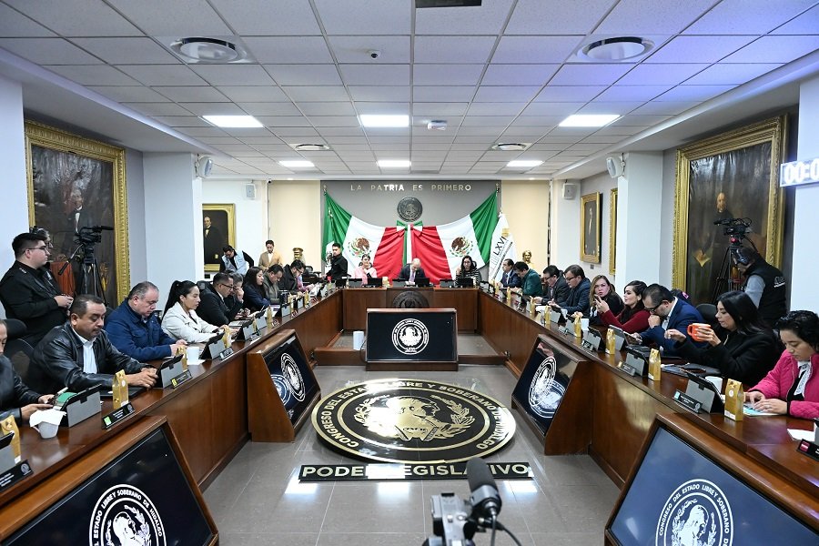 Acuerda Congreso Comparecencia del Oficial Mayor